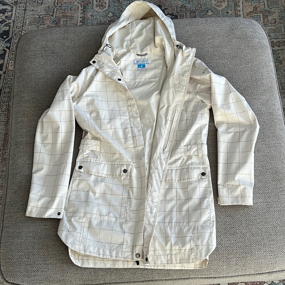 Omni tech rain jacket